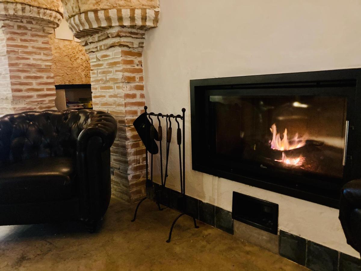 Casa Rural Cueva El Nido Casas de Fernando Alonso Esterno foto