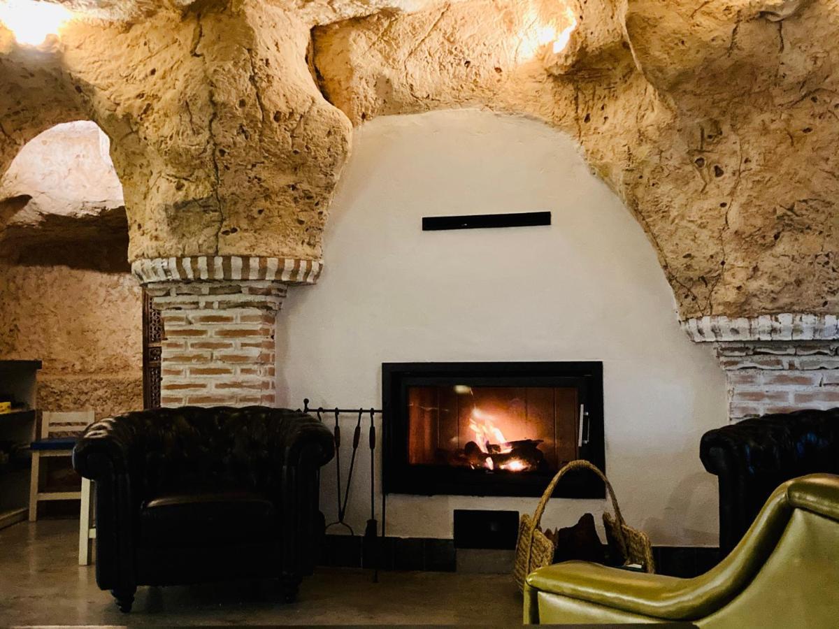 Casa Rural Cueva El Nido Casas de Fernando Alonso Esterno foto