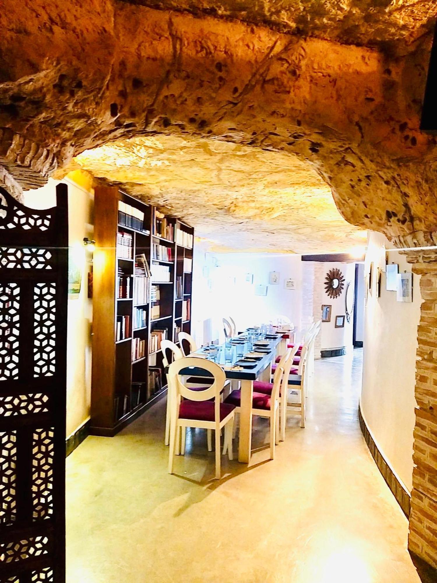 Casa Rural Cueva El Nido Casas de Fernando Alonso Esterno foto