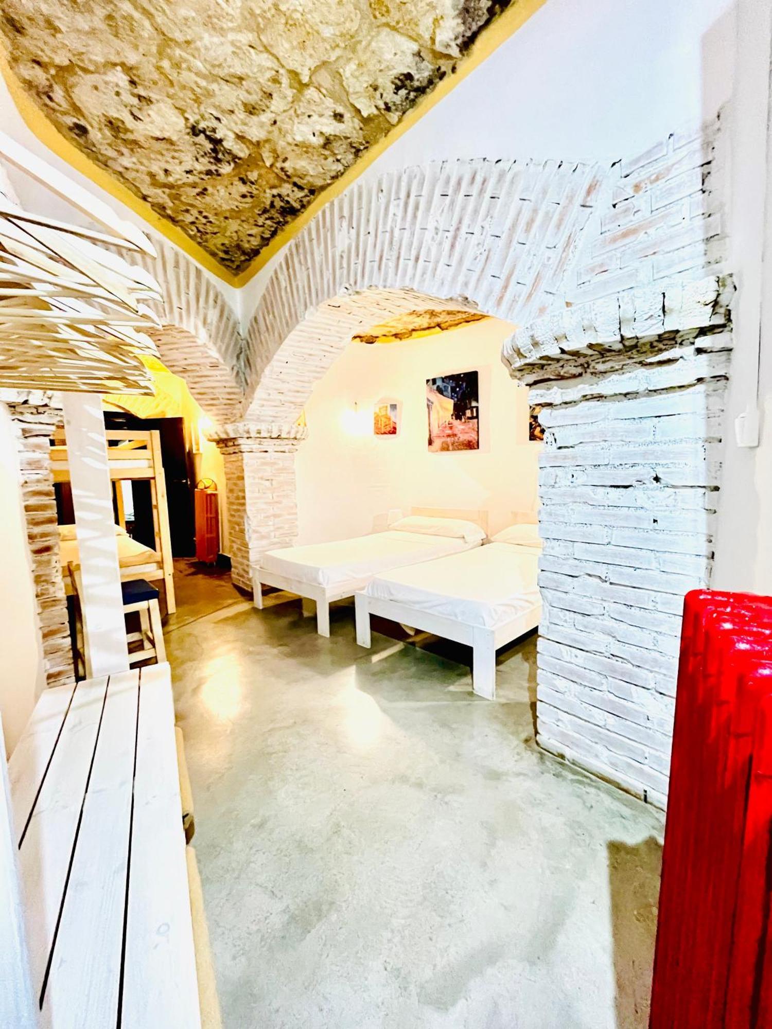 Casa Rural Cueva El Nido Casas de Fernando Alonso Esterno foto